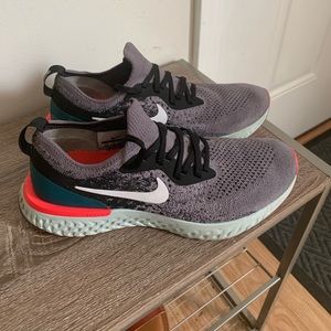 Nike Epic React Flyknit